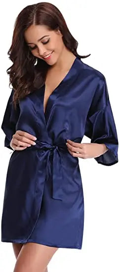 Emerald Grace – Satin Kimono Nightgown