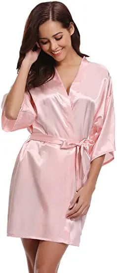 Emerald Grace – Satin Kimono Nightgown