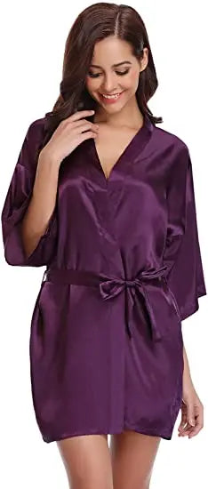 Emerald Grace – Satin Kimono Nightgown