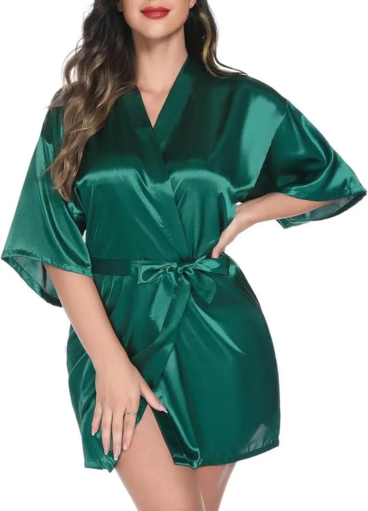 Emerald Grace – Satin Kimono Nightgown
