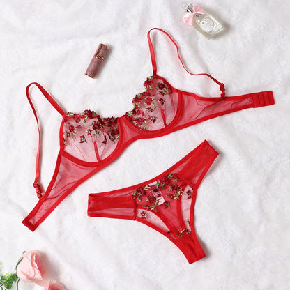 Maison Éternelle Embroidered Lace Set