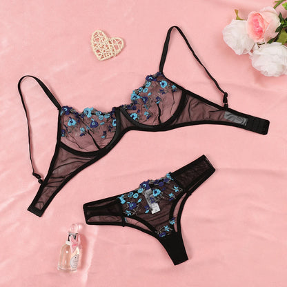 Maison Éternelle Embroidered Lace Set